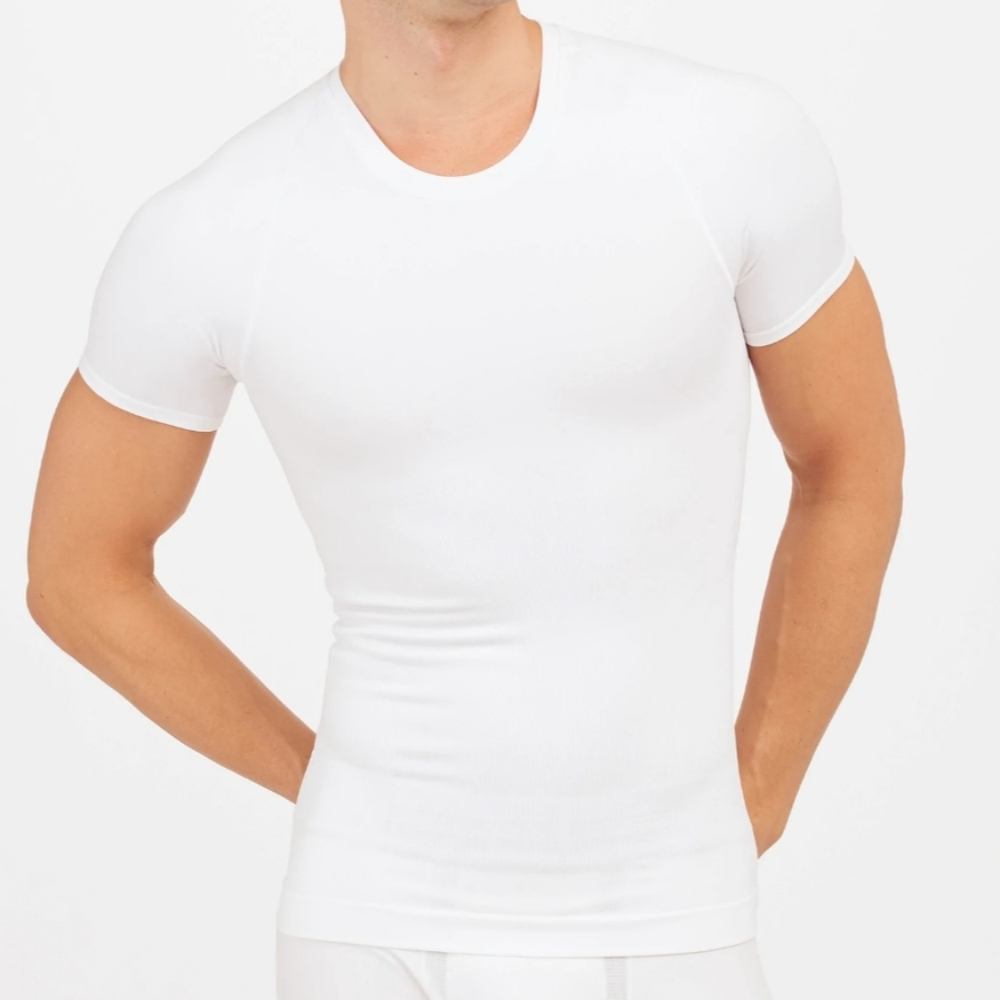 New In Box Men Spanx Performance Crew Compression With Cooling Zones Sz.Med